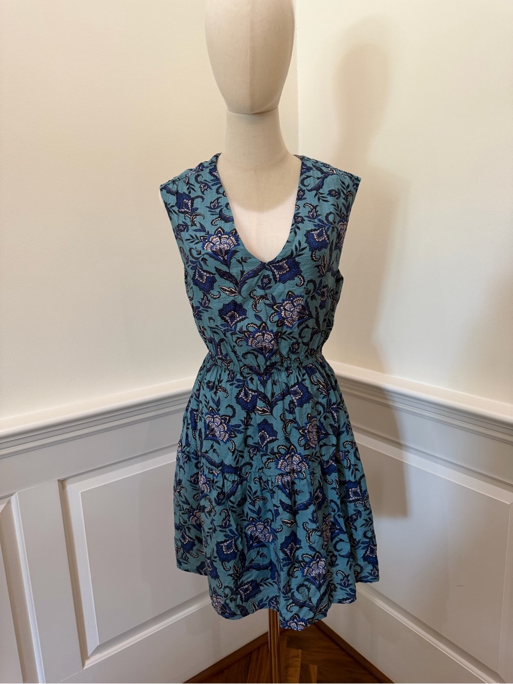 Evereve Teal and Navy Floral V-Neck Mini Dress